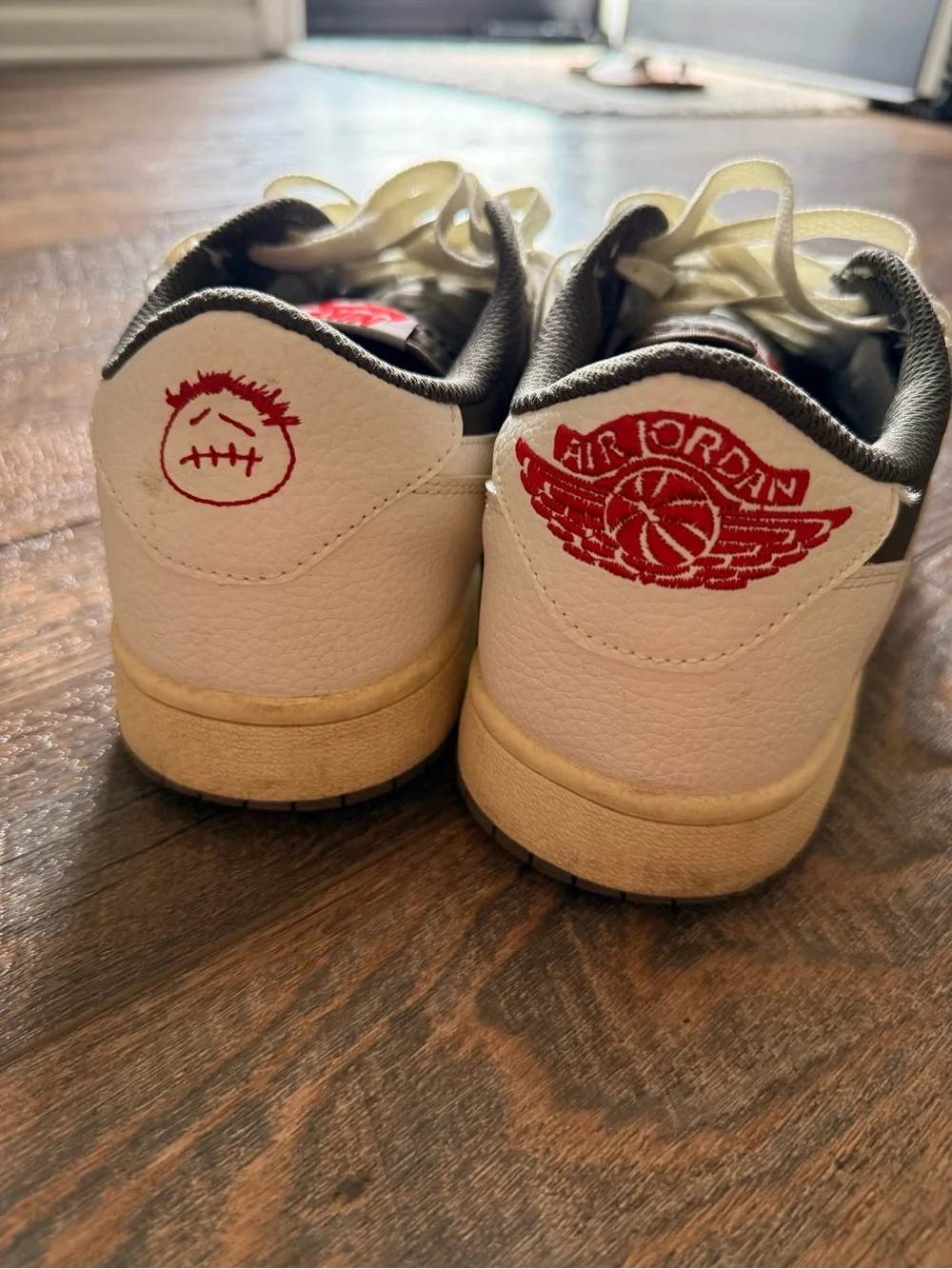 Air Men’s Travis Scott Low-Top Sneakers in Brown and Cream